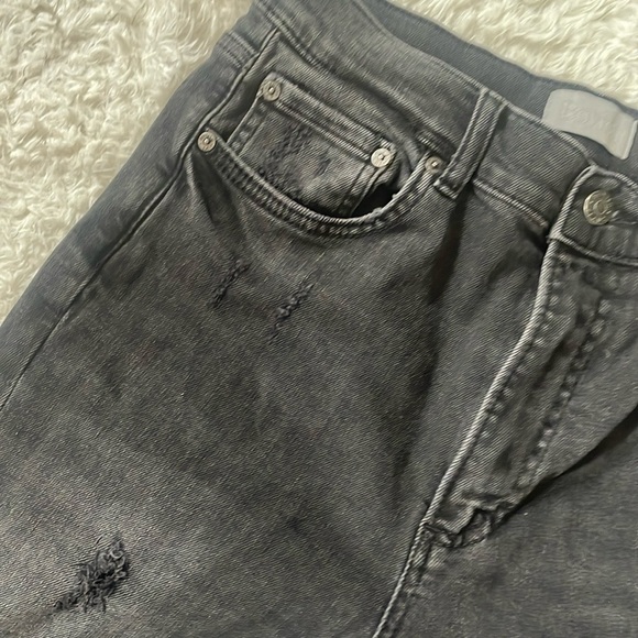 Boyish Black Distressed Jeans with Frayed Hem - Picture 6 of 15